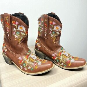 CRYSIGNE Women's Western Boots Size 6 Square Toe Ankle Cowgirl Floral Embroidery